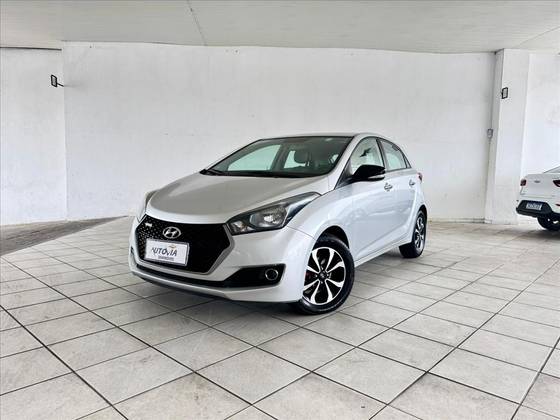 HYUNDAI HB20 1.6 R SPEC 16V FLEX 4P AUTOMÁTICO HYUNDAI HB20 1.6 R SPEC 16V FLEX 4P AUTOMÁTICO